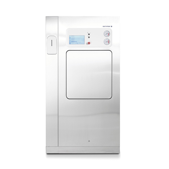 Sterilizer system with standard accessories and spare parts